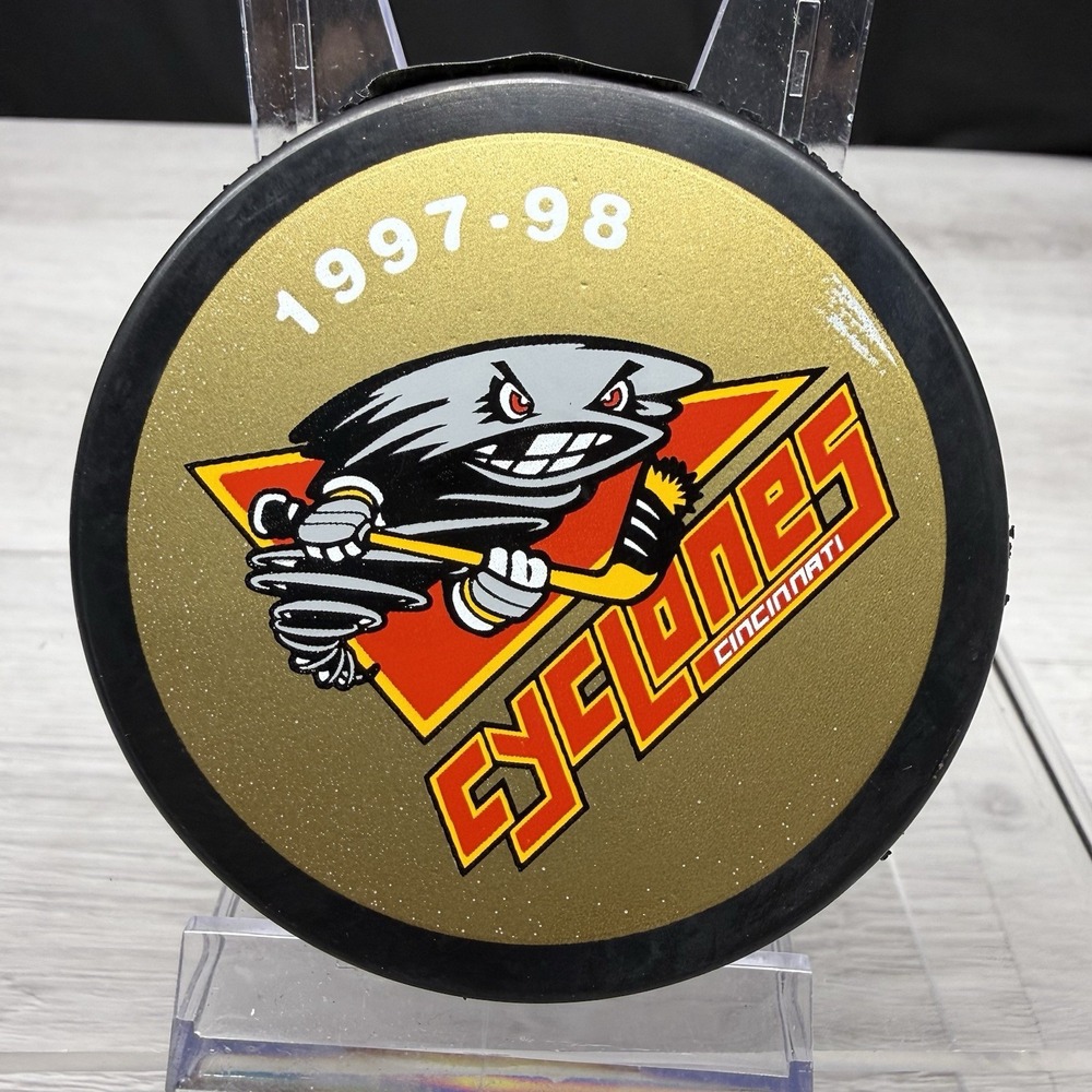 1997-98 Vintage Cincinnati Cyclones Hockey Puck IHL Vegum Slovakia NEW